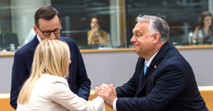 Polonia e Ungheria fanno blocco al Consiglio Europeo sulla questione migranti