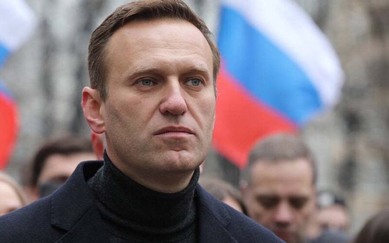 Alexei Navalny: Un Rappresentante dell’Opposizione Russa Condannato a 19 Anni di Detenzione