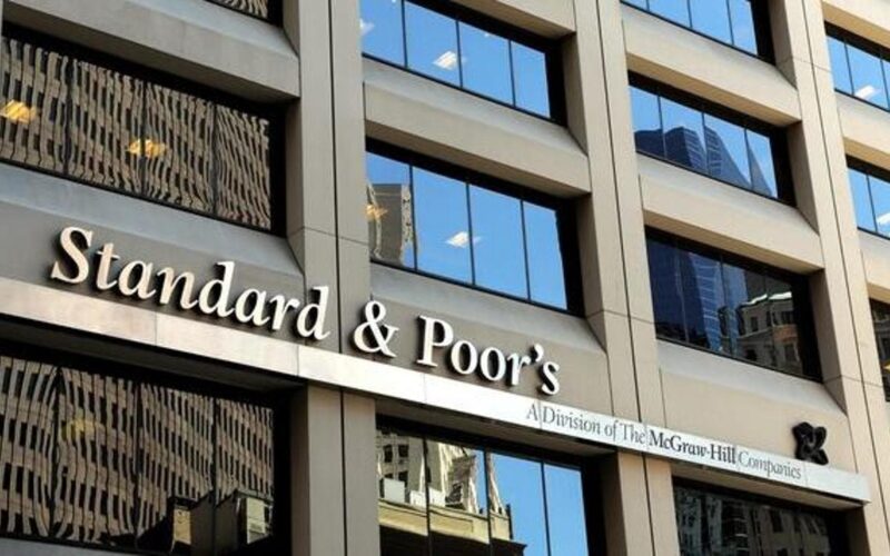 S&P Conferma il Rating BBB per l’Italia ma Prevede Rallentamento Economico nei Prossimi Anni