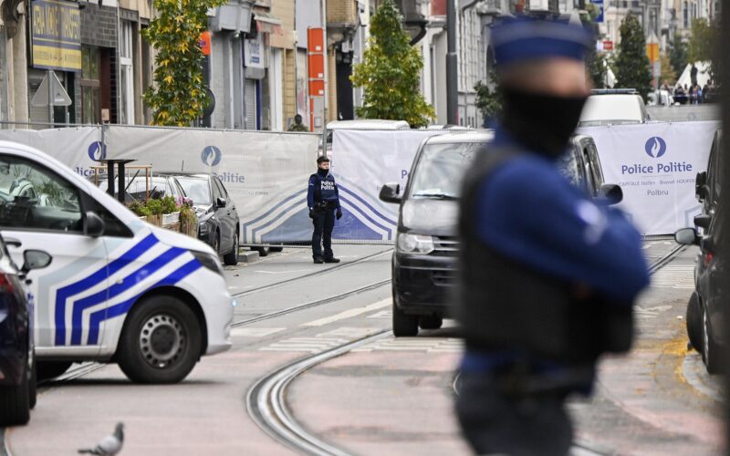 Arrestato un complice dell’attentatore di Bruxelles: la situazione in Belgio rimane tesa