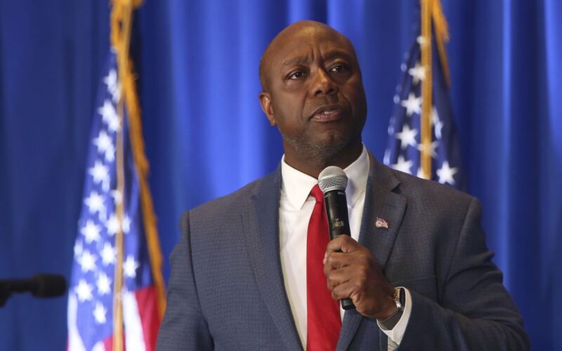 Il Repubblicano Tim Scott Sospende la sua Campagna per la Casa Bianca