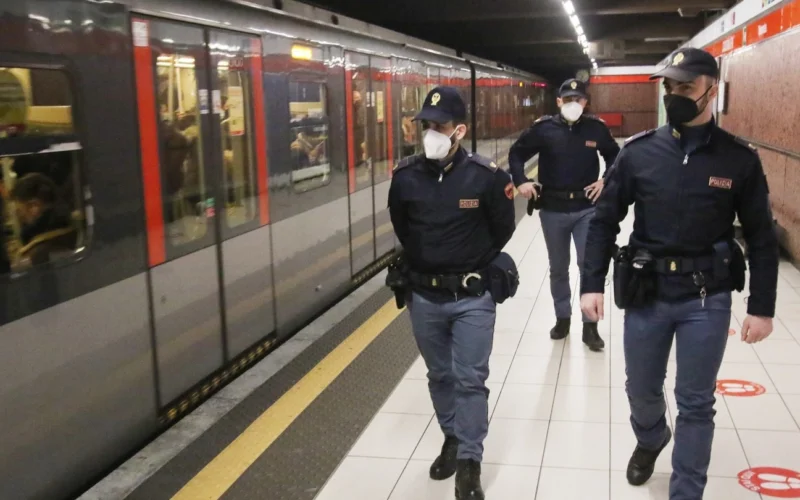 Arrestato a Milano Miliziano dello Stato Islamico: Intercettato in Metropolitana con Mandato Internazionale