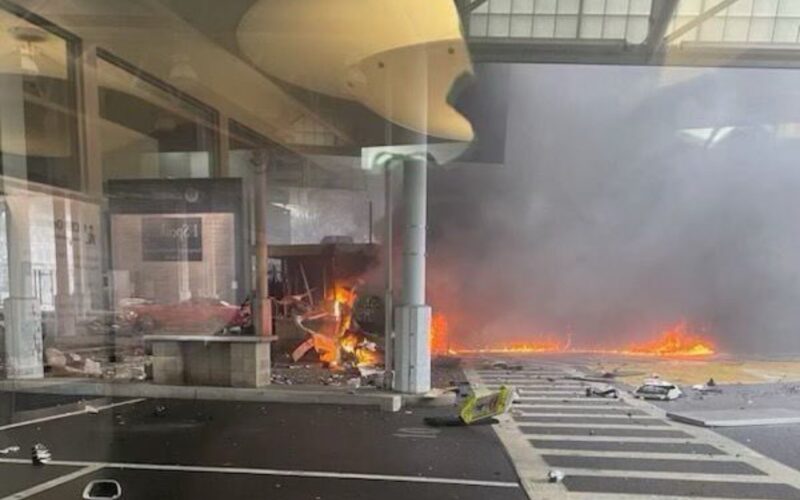 Due Morti in un Probabile Attacco Terroristico sul Ponte Rainbow Bridge