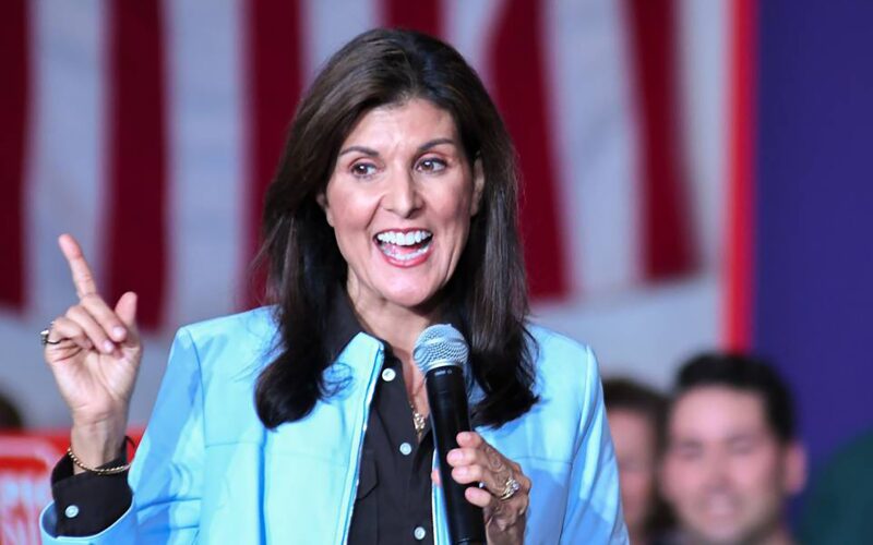 Nikki Haley Guadagna Terreno nelle Primarie GOP Mentre Gli Avversari Intensificano gli Attacchi