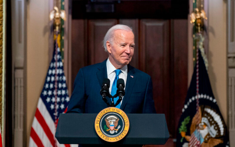 Frustrazione e Preoccupazione nella Casa Bianca: Il Dilemma di Biden e la Sfida dei Sondaggi