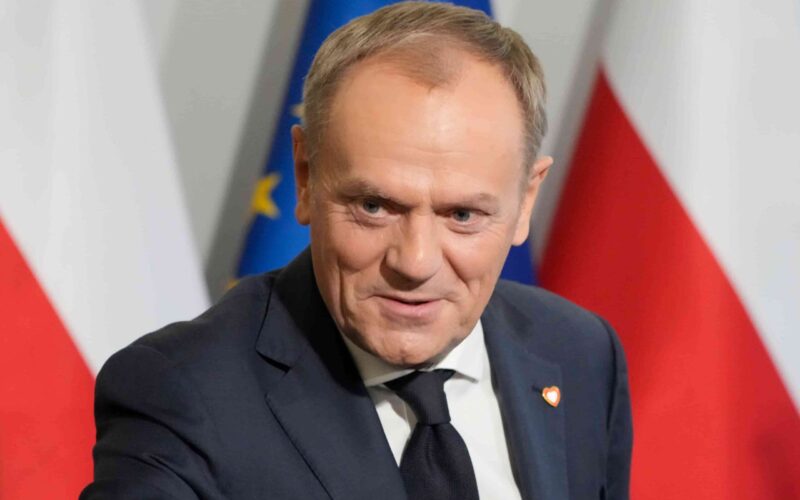 Donald Tusk Eletto Primo Ministro Polacco: Nuova Sfida, Nuova Era