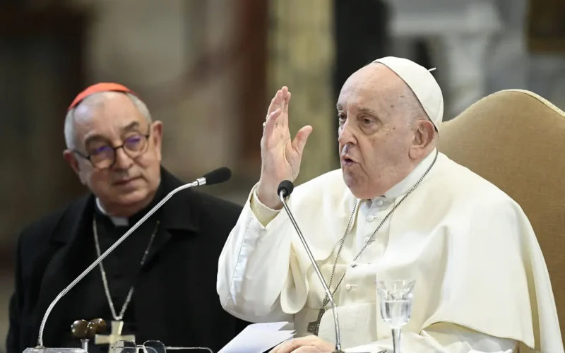 Dialogo Fraterno: Papa e Sacerdoti di Roma si Confrontano in un Clima Amichevole