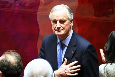 Francia, sfiducia storica: cade il governo Barnier