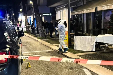 Capodanno di Terrore vicino a Rimini: Accoltella 5 Persone, Ucciso dai Carabinieri