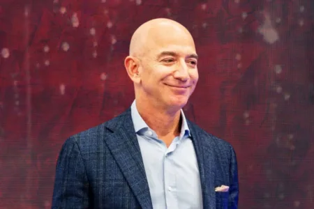 Amazon archivia il “woke”: stop a benefit e privilegi divisivi